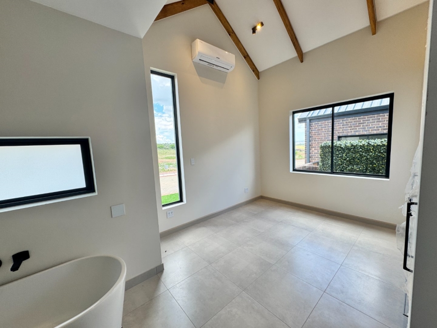 3 Bedroom Property for Sale in Helderzicht Eco Estate North West